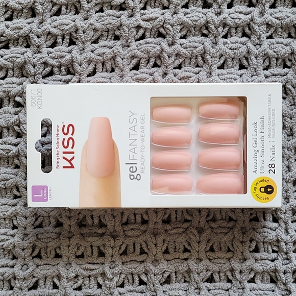 Kiss Makeup 42 Kiss Gel Fantasy Long Glue On Nails Light Pink New